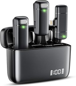 SABANI Micrófono inalámbrico para iPhone, con funda de carga de 500 mAh y 30 horas de reproducción, paquete de 2 mini micrófono de solapa con clip para Tiktok, YouTube, Podcast, Vlog, grabación de video