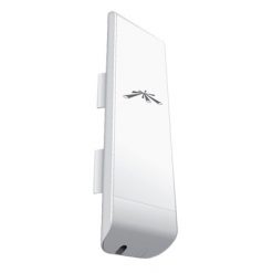 NanoStation M2 AirMax con antena de panel de 11 dBi, 802.11 b/g/n (2.4 GHz). - Versión US